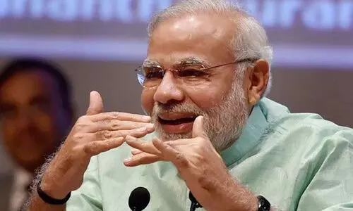 തെരഞ്ഞെടുപ്പുകാലത്ത്​ ഇന്ധന വില വർധനക്ക്​ ഇടവേള; വില നിയന്ത്രിക്കാനാകില്ലെന്ന സർക്കാർ വാദം പൊളിയുന്നു