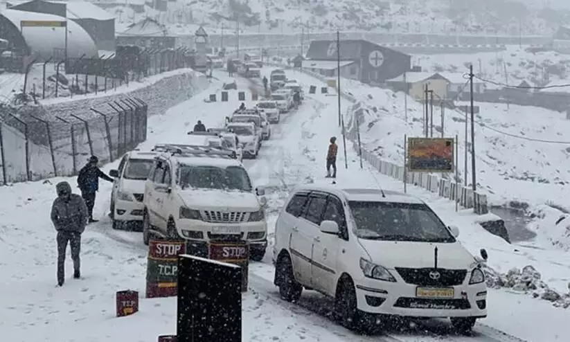 Army Rescues Tourists Stuck Due To Snowfall Near China Border In Sikkim
