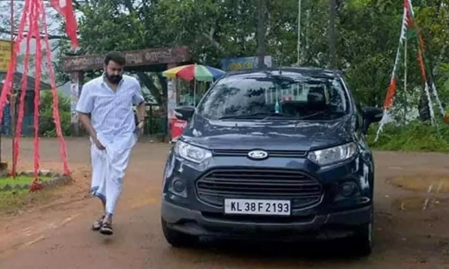 ജോർജുകുട്ടി എന്തിനാണ്​ ഫോർഡ്​ ഇക്കോസ്​പോർട്​​ വാങ്ങിയത്? കാരണം പറഞ്ഞ്​ നെറ്റിസൺസ്​