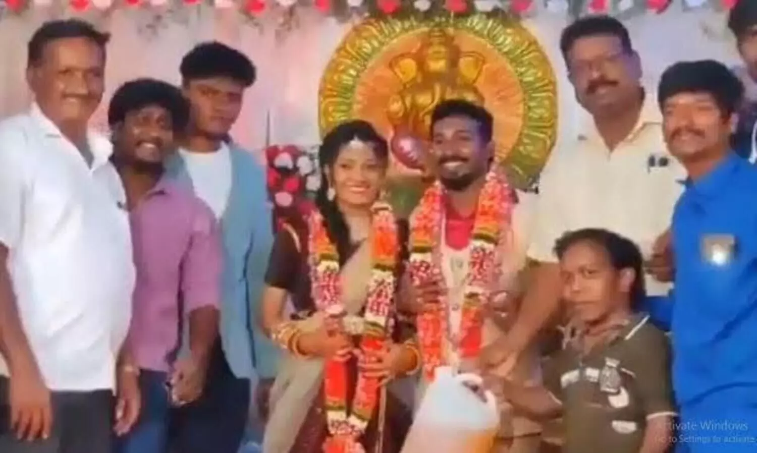 Watch: Newlyweds in Tamil Nadu receive