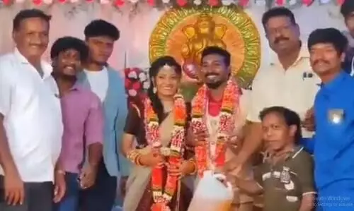 Watch: Newlyweds in Tamil Nadu receive