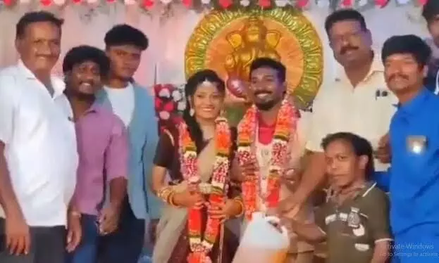 Watch: Newlyweds in Tamil Nadu receive Watch: Newlyweds in Tamil Nadu receive
