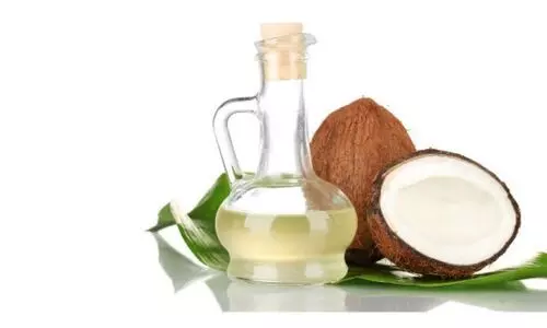 വെളിച്ചെണ്ണ വില കുതിക്കുന്നു