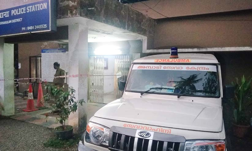 സേ​വാവാ​ഹി​നി​ ആംബുലൻസിൽ തോക്ക്​; രണ്ട്​ യുവാക്കൾ കസ്​റ്റഡിയിൽ