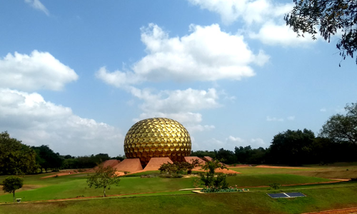 നമുക്ക് ചോയിച്ച് ചോയിച്ച് പോകാം പെണ്ണുങ്ങളേ...