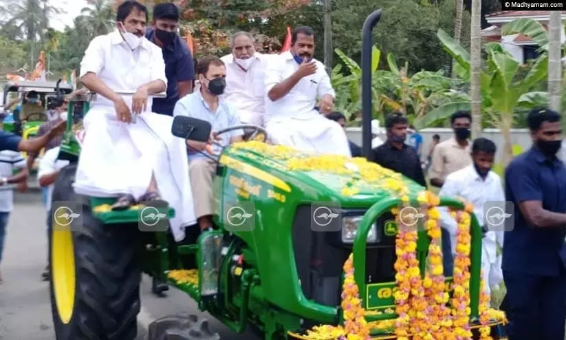 പ്രക്ഷോഭത്തിലുള്ള കർഷകർക്ക് പിന്തുണയുമായി വയനാട്ടിൽ രാഹുലിന്‍റെ ട്രാക്ടർ റാലി