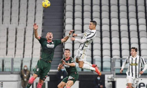 ക്രിസ്​റ്റ്യാനോ ഡബ്​ളിൽ ജയവുമായി യുവൻറസ്​; സീരി എയിൽ മുന്നിൽ മിലാൻ ടീമുകൾ