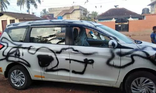 നിർത്തിയിട്ട പു​തി​യ കാർ പെയിൻറടിച്ച് വികൃതമാക്കി