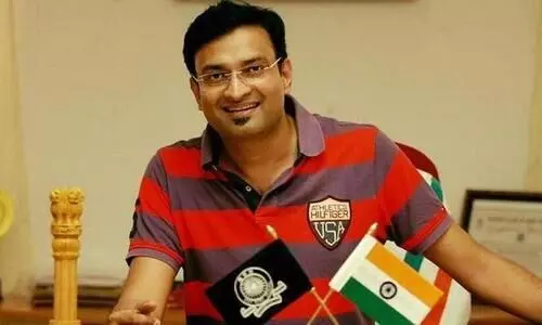 മാധ്യമപ്രവർത്തകയെ അധിക്ഷേപിച്ചതിന് എൻ. പ്രശാന്തിനെതിരെ കേസെടുക്കണമെന്ന് പത്രപ്രവർത്തക യൂനിയൻ