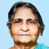 മൃ​ദു​ല ടീ​ച്ച​ർ