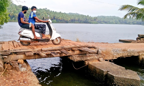 Pongilodipara-Mukkathuthazham wooden bridge