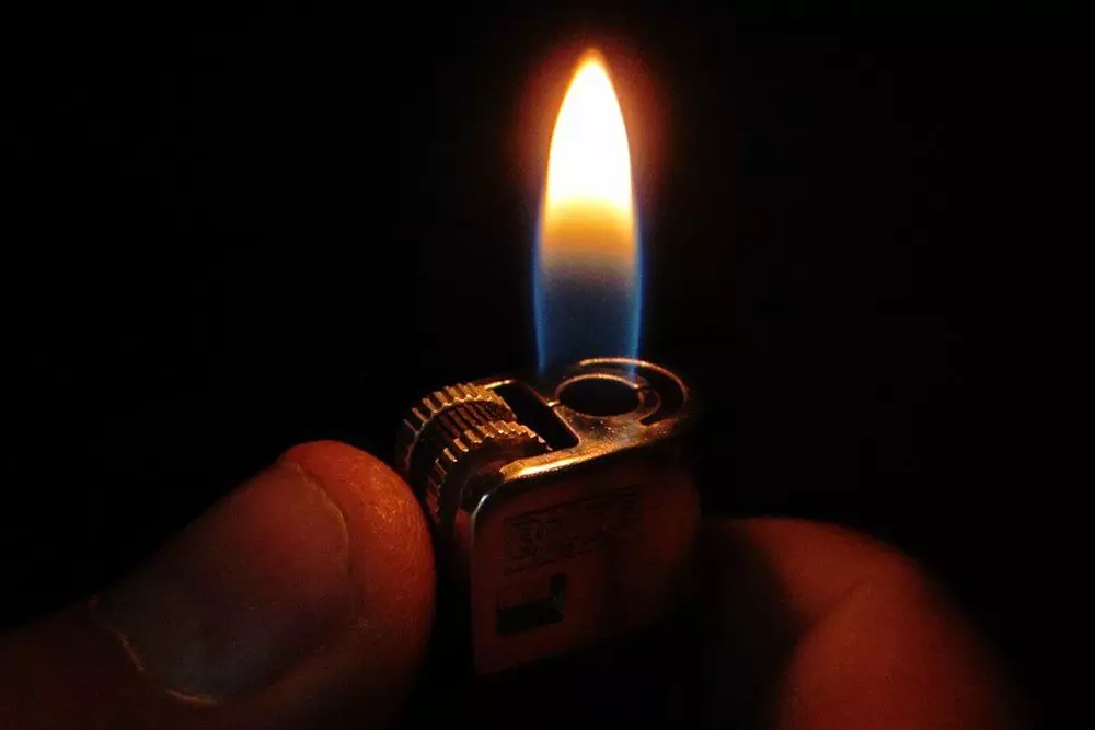 വി​കാ​രി​യെ പെ​ട്രോ​ളൊ​ഴി​ച്ച് ക​ത്തി​ക്കാ​ൻ  ശ്ര​മി​ച്ച മുൻ പളളി ക​മ്മി​റ്റി അം​ഗ​ത്തിന്​ ശി​ക്ഷ