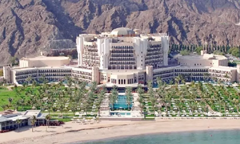 ലോ​ക​ത്തി​ലെ മി​ക​ച്ച 500 ഹോ​ട്ട​ലു​ക​ളു​ടെ പ​ട്ടി​ക​യി​ൽ അ​ൽ ബു​സ്​​താ​ൻ പാ​ല​സും