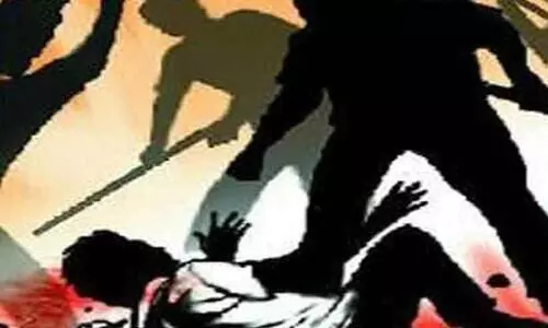 ക​ണ​ക്ക് ക്ലാ​സി​ൽ തെ​റ്റു​പ​റ്റി​യ​തി​ന് വിദ്യാർഥിക്ക് ക്രൂ​ര​ മ​ർ​ദനം: കേസ് ഒതുക്കിത്തീർക്കാൻ ശ്രമിക്കുന്നതായി ആക്ഷേപം