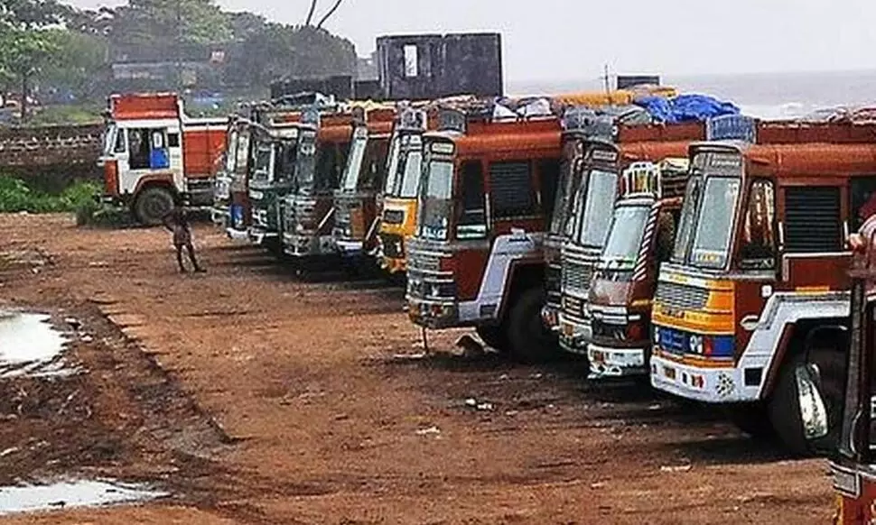 Fuel price hike: Lorries stop running Fuel price hike: Lorries stop running
