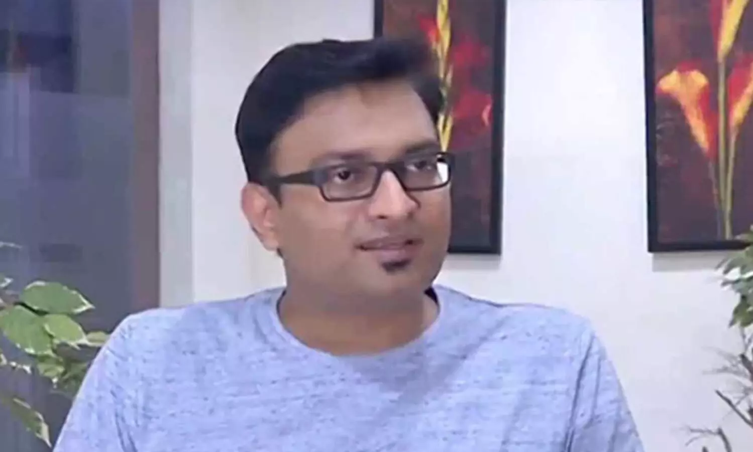 ​പ്രശാന്തിനെതിരായ പരാതി പരിശോധിക്കും -മുഖ്യമന്ത്രി