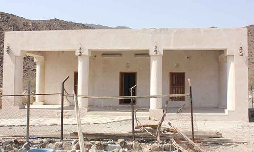 മ​ല​മ​ട​ക്കി​ലെ ഏ​കാ​ന്ത​ത​യി​ല്‍ ഈ ​ദേ​വാ​ല​യം