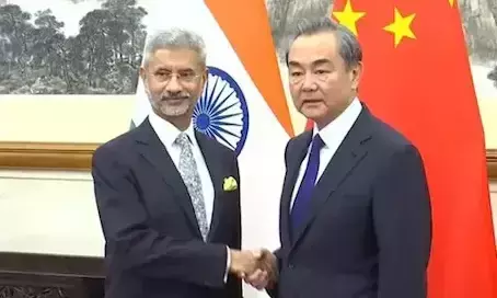 ഇന്ത്യ-ചൈന ഹോ​ട്ട്​​ലൈ​ൻ ബ​ന്ധം നി​ല​നി​ർ​ത്തും