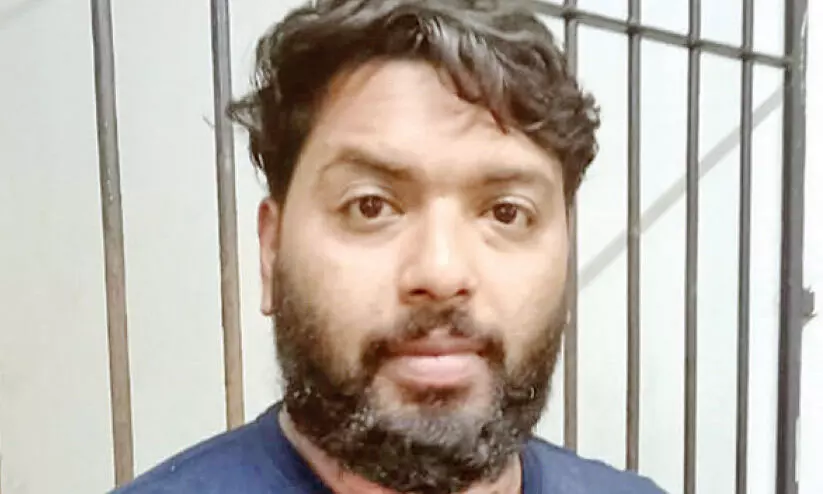 സ്വർണക്കടത്ത്: യുവാവിനെ തട്ടിക്കൊണ്ടുപോയ കേസില് ഒരാൾ അറസ്റ്റിൽ സ്വർണക്കടത്ത്: യുവാവിനെ തട്ടിക്കൊണ്ടുപോയ കേസില് ഒരാൾ അറസ്റ്റിൽ