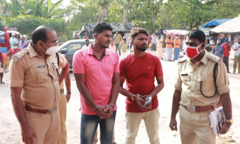 പള്ളിപ്പുറം ആക്രമണം: ഗുണ്ടാസംഘത്തിലെ രണ്ടുപേർ പിടിയിൽ പള്ളിപ്പുറം ആക്രമണം: ഗുണ്ടാസംഘത്തിലെ രണ്ടുപേർ പിടിയിൽ