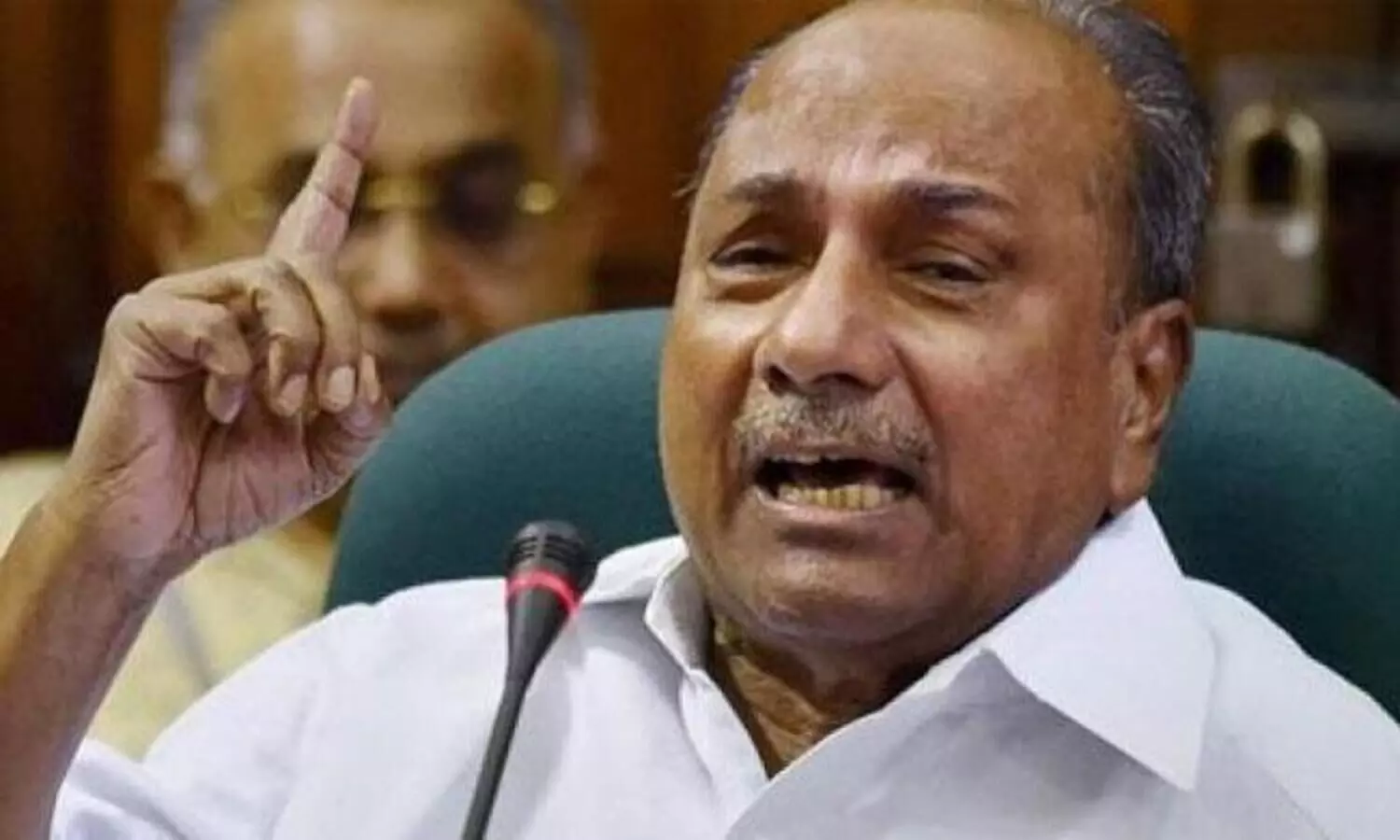 ഏത്​ കുറ്റിച്ചൂലിനെ നിര്‍ത്തിയാലും കോണ്‍ഗ്രസ് ജയിക്കുന്ന കാലം കഴിഞ്ഞെന്ന് എ.കെ ആന്‍റണി