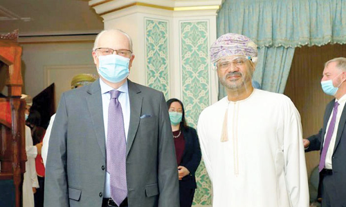 യമനിലെ അമേരിക്കയുടെ പ്രത്യേക പ്രതിനിധി ഒമാനിൽ യമനിലെ അമേരിക്കയുടെ പ്രത്യേക പ്രതിനിധി ഒമാനിൽ