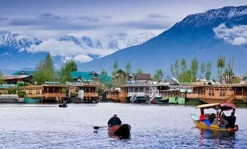 dal lake