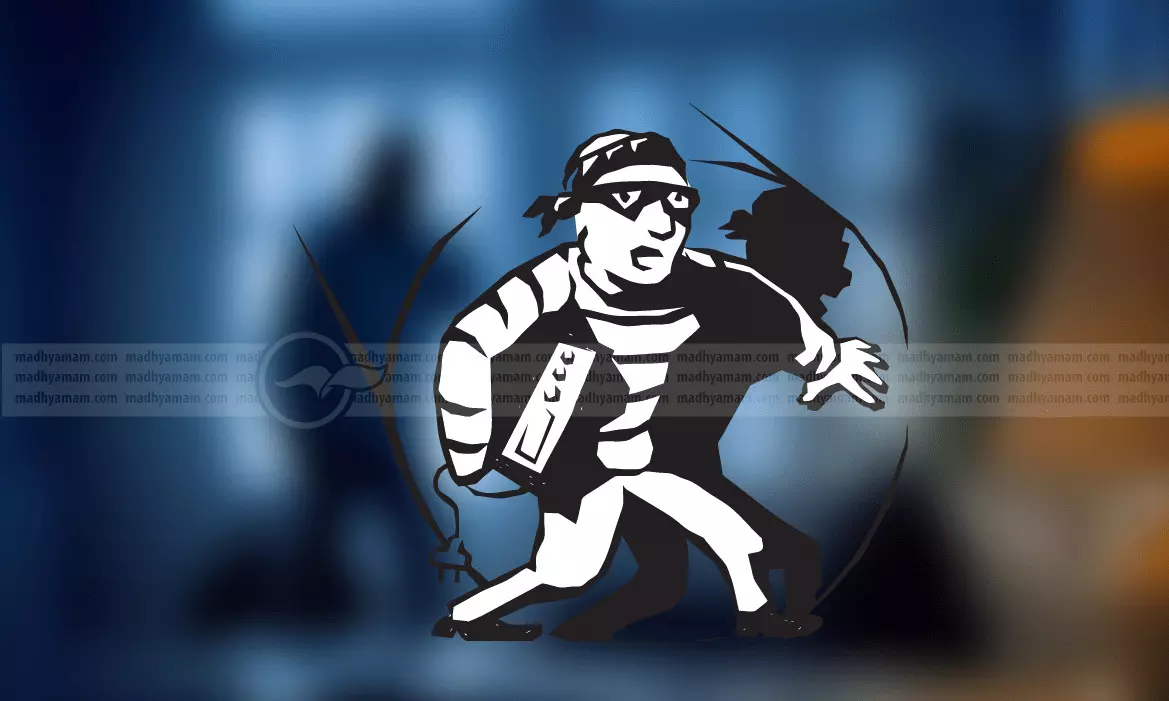 അർബുദബാധിതനായി നാട്ടുകാർ സമാഹരിച്ച പണം ആശുപത്രിയിൽനിന്ന് മോഷണം പോയി