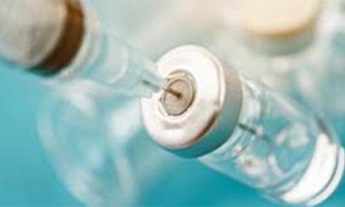 എ​ല്ലാ അ​ധ്യാ​പ​ക​രോ​ടും വാ​ക്​​സി​നെ​ടു​ക്കാ​ൻ മ​ന്ത്രാ​ല​യം