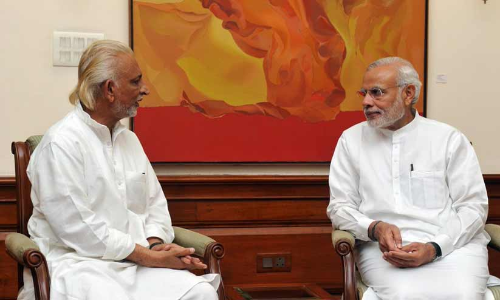 ശ്രീ എമ്മിന്​ ഭൂമി: പിണറായി സര്‍ക്കാര്‍ പ്രകടിപ്പിക്കുന്ന സംഘപരിവാർ വിധേയത്വം ദുരൂഹം -ഡോ. ആസാദ്​