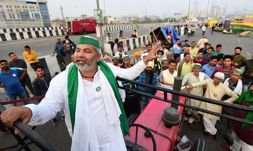 ട്രാക്ടറുകൾ തയാറാക്കി നിർത്തൂ, ഏത് സമയവും ഡൽഹിയിലെത്തേണ്ടി വരും ട്രാക്ടറുകൾ തയാറാക്കി നിർത്തൂ, ഏത് സമയവും ഡൽഹിയിലെത്തേണ്ടി വരും