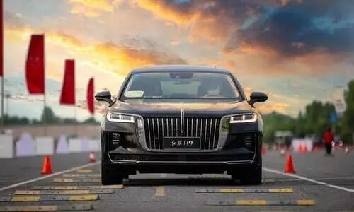 Chinese rival to Mercedes S-Class is