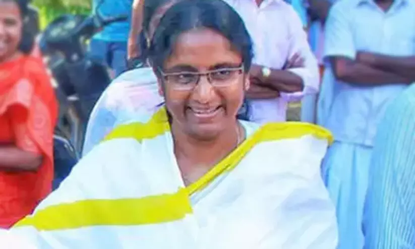 അരൂരിൽ ഷാനിമോൾ ഉസ്മാന് മാറ്റമില്ല; എൽ.ഡി.എഫ്​ സ്ഥാനാർഥി മാറാൻ സാധ്യത