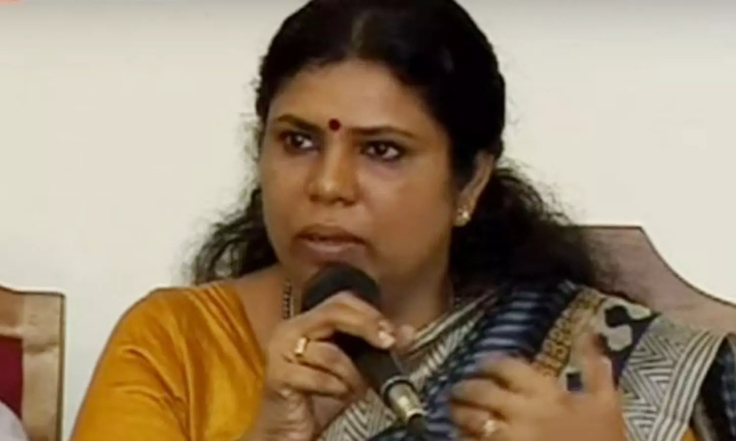 മന്ത്രി എ.കെ. ബാലന് പകരം ഭാര്യ ഡോ. പി.കെ. ജമീല തരൂരിൽ മത്സരിച്ചേക്കും