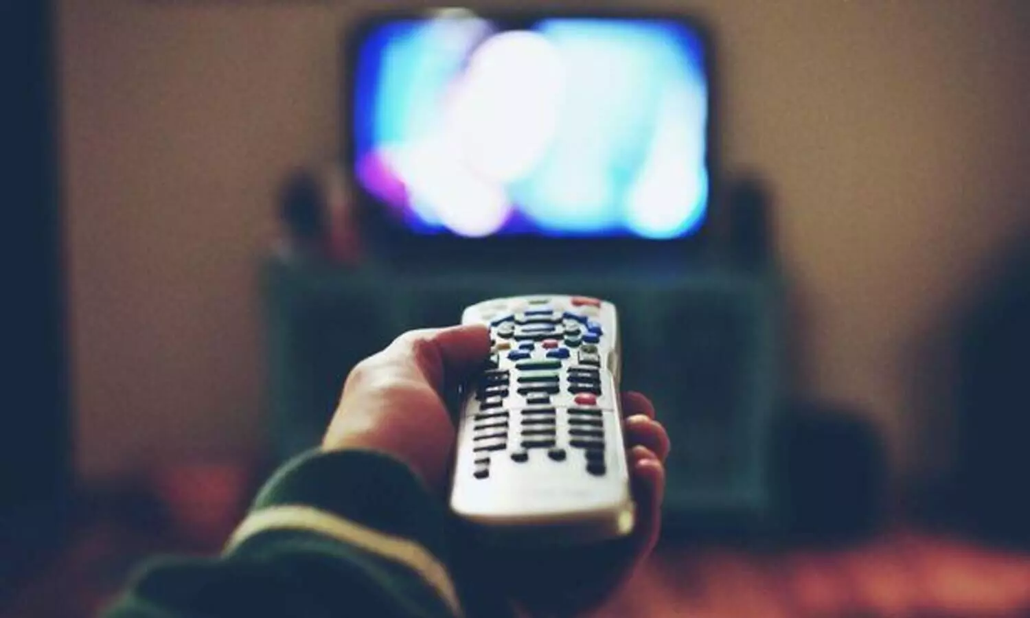 കോവിഡ് വീട്ടിലിരുത്തിയ വർഷം വാർത്തകൾക്ക് പ്രിയമേറി; വിനോദ ചാനലുകളേക്കാൾ ആളുകൾ കണ്ടത് വാർത്താചാനലുകൾ