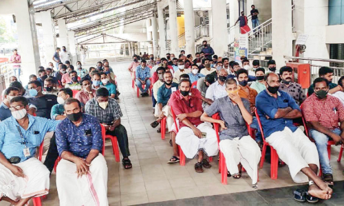 ksrtc drivers hunger strike