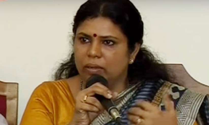 മന്ത്രി എ.കെ. ബാലന് പകരം ഭാര്യ ഡോ. പി.കെ. ജമീല തരൂരിൽ മത്സരിച്ചേക്കും മന്ത്രി എ.കെ. ബാലന് പകരം ഭാര്യ ഡോ. പി.കെ. ജമീല തരൂരിൽ മത്സരിച്ചേക്കും