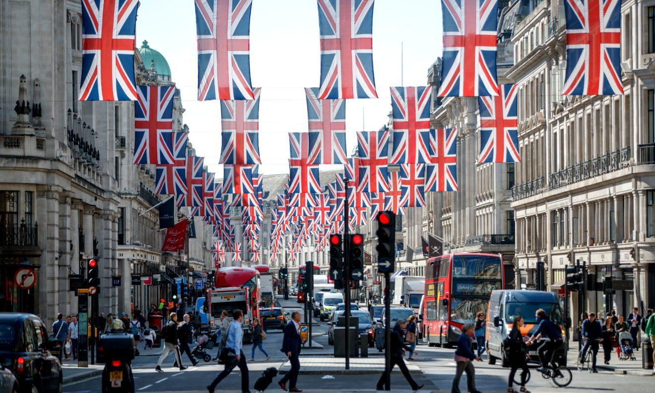 2030 ഫുട്ബാൾ ലോകകപ്പ് വേദി വീട്ടിലെത്തിക്കാൻ ബ്രിട്ടൻ 2030 ഫുട്ബാൾ ലോകകപ്പ് വേദി വീട്ടിലെത്തിക്കാൻ ബ്രിട്ടൻ