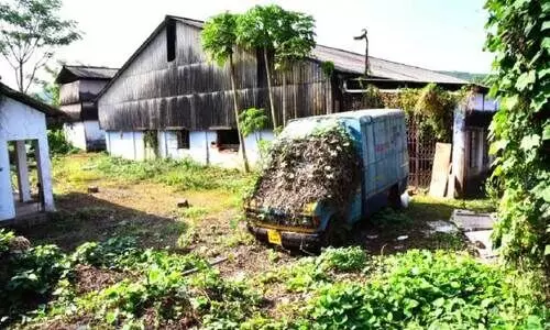 താഴുവീണ് 11 വർഷങ്ങൾ; ഓർമയുണ്ടോ ലാറ്റക്​സ് ഫാക്​ടറി...?