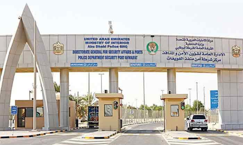 അ​ൽ ഗു​വൈ​ഫ​ത്ത് അ​തി​ർ​ത്തി​യി​ൽ പ​രി​ശോ​ധ​ന​ക്ക്   30 മി​നി​റ്റ് മ​തി