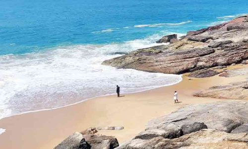 ആഴിമല തീരത്ത്​ അപകടം അരികെ; ര​ണ്ടു​മാ​സ​ത്തി​നി​ടെ പൊ​ലി​ഞ്ഞ​ത് മൂ​ന്ന് ജീ​വ​നു​ക​ൾ