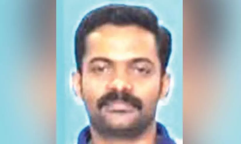 സജീവ് സി. നായര് വോളിബാള് അമ്പയറിങ്ങിലെ പുത്തന് താരോദയം സജീവ് സി. നായര് വോളിബാള് അമ്പയറിങ്ങിലെ പുത്തന് താരോദയം