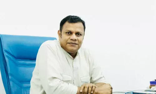 അബൂദബി, ഷാർജ വിസിറ്റ് വിസകളുടെയും കാലാവധി നീട്ടി അബൂദബി, ഷാർജ വിസിറ്റ് വിസകളുടെയും കാലാവധി നീട്ടി