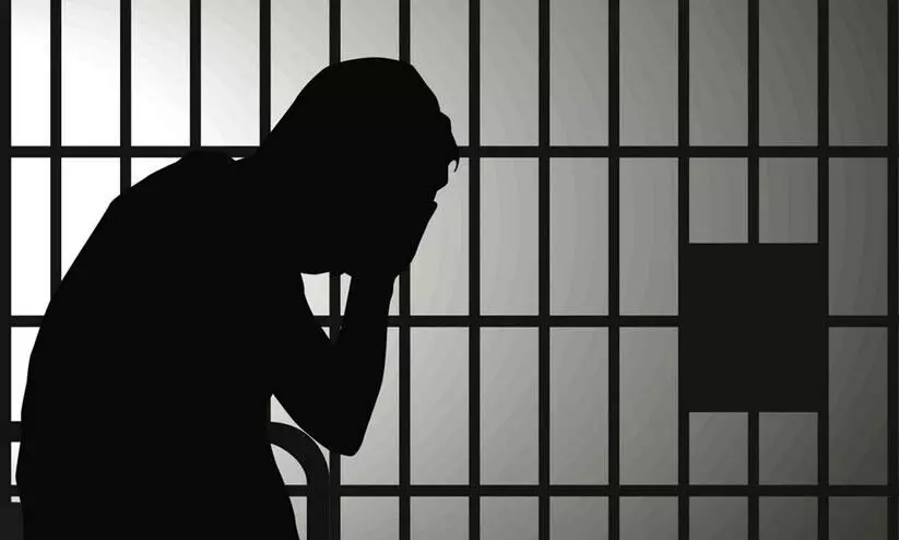 യു.പിയിൽ ബലാത്സംഗക്കേസിൽ 20 വർഷം തടവിൽ കിടന്ന യുവാവ് നിരപരാധിയെന്ന് ഹൈകോടതി യു.പിയിൽ ബലാത്സംഗക്കേസിൽ 20 വർഷം തടവിൽ കിടന്ന യുവാവ് നിരപരാധിയെന്ന് ഹൈകോടതി