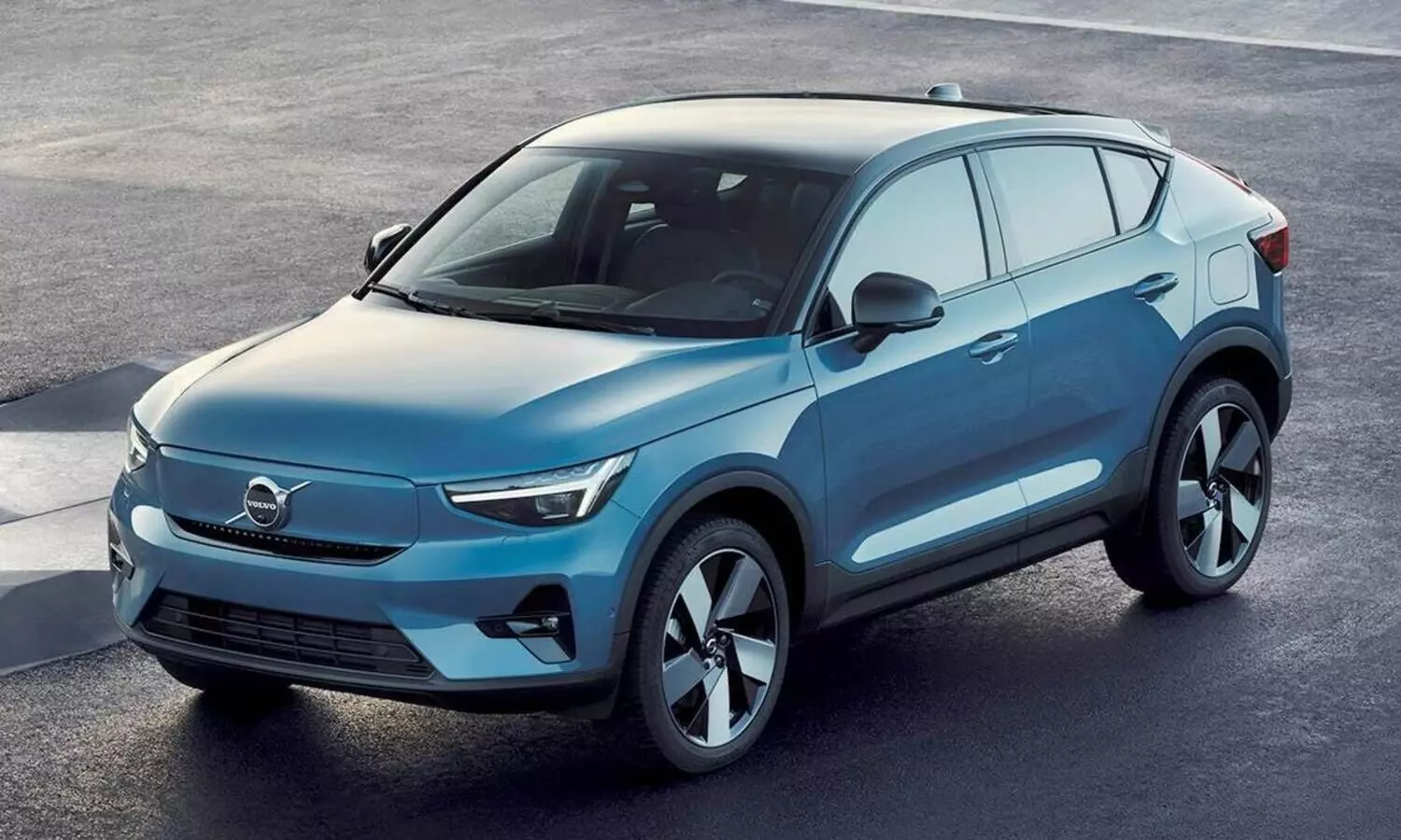 Volvo C40 Recharge electric SUV coupe