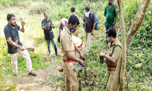 forest-department-placing-camera forest-department-placing-camera