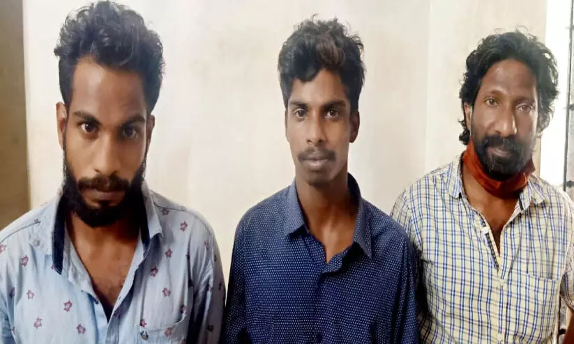 father-and-children-arrested father-and-children-arrested