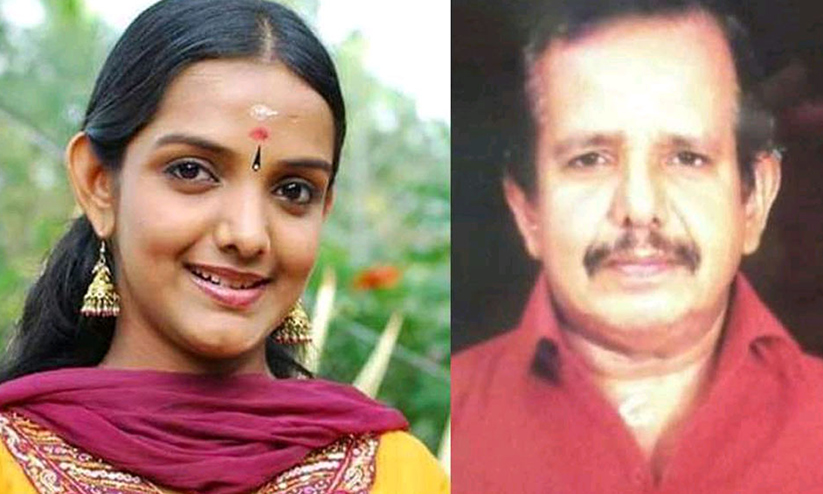 വാഹനാപകടത്തിൽ മരിച്ച ഗായിക മഞ്ജുഷയുടെ പിതാവ് അതേ സ്കൂട്ടറിൽ സഞ്ചരിക്കവെ പിക്അപ് ഇടിച്ച് മരിച്ചു വാഹനാപകടത്തിൽ മരിച്ച ഗായിക മഞ്ജുഷയുടെ പിതാവ് അതേ സ്കൂട്ടറിൽ സഞ്ചരിക്കവെ പിക്അപ് ഇടിച്ച് മരിച്ചു