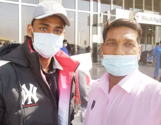 മാനേജറുമായി തർക്കം: ക്രിമിനൽ കേസിൽ കുടുങ്ങിയ യു.പി സ്വദേശി നാടണഞ്ഞു മാനേജറുമായി തർക്കം: ക്രിമിനൽ കേസിൽ കുടുങ്ങിയ യു.പി സ്വദേശി നാടണഞ്ഞു