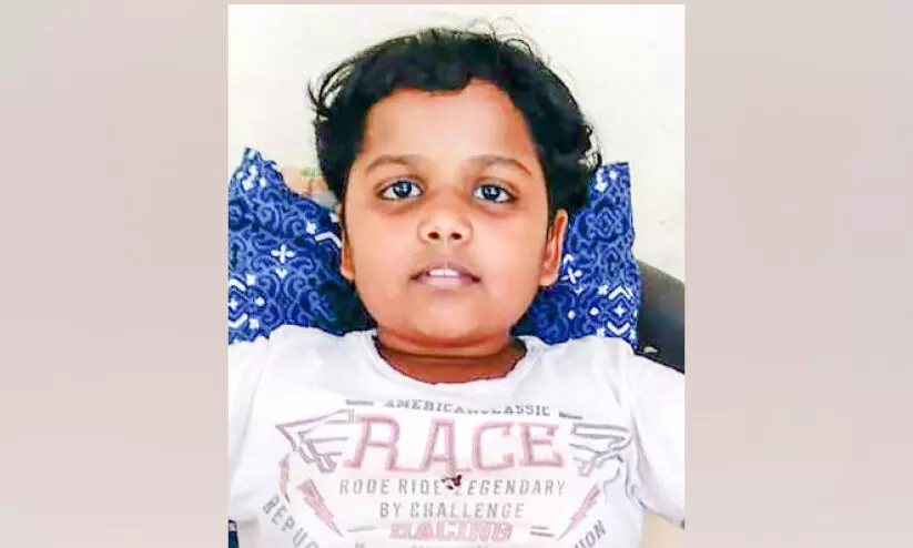 അപൂർവരോഗം ബാധിച്ച എട്ടുവയസ്സുകാരി കനിവുതേടുന്നു